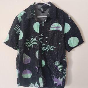 Boys Volcom button up short sleeve wild pattern